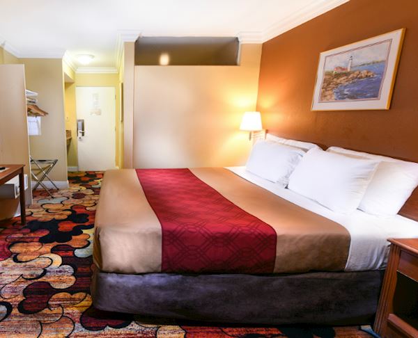 Long Beach California Hotel Accommodations Vagabond Inn